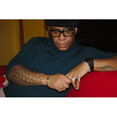 Mattenklopper ring Howard Komproe