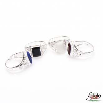 Surinaamse ring blauwe steen | Surinaamse vierkante ring 2